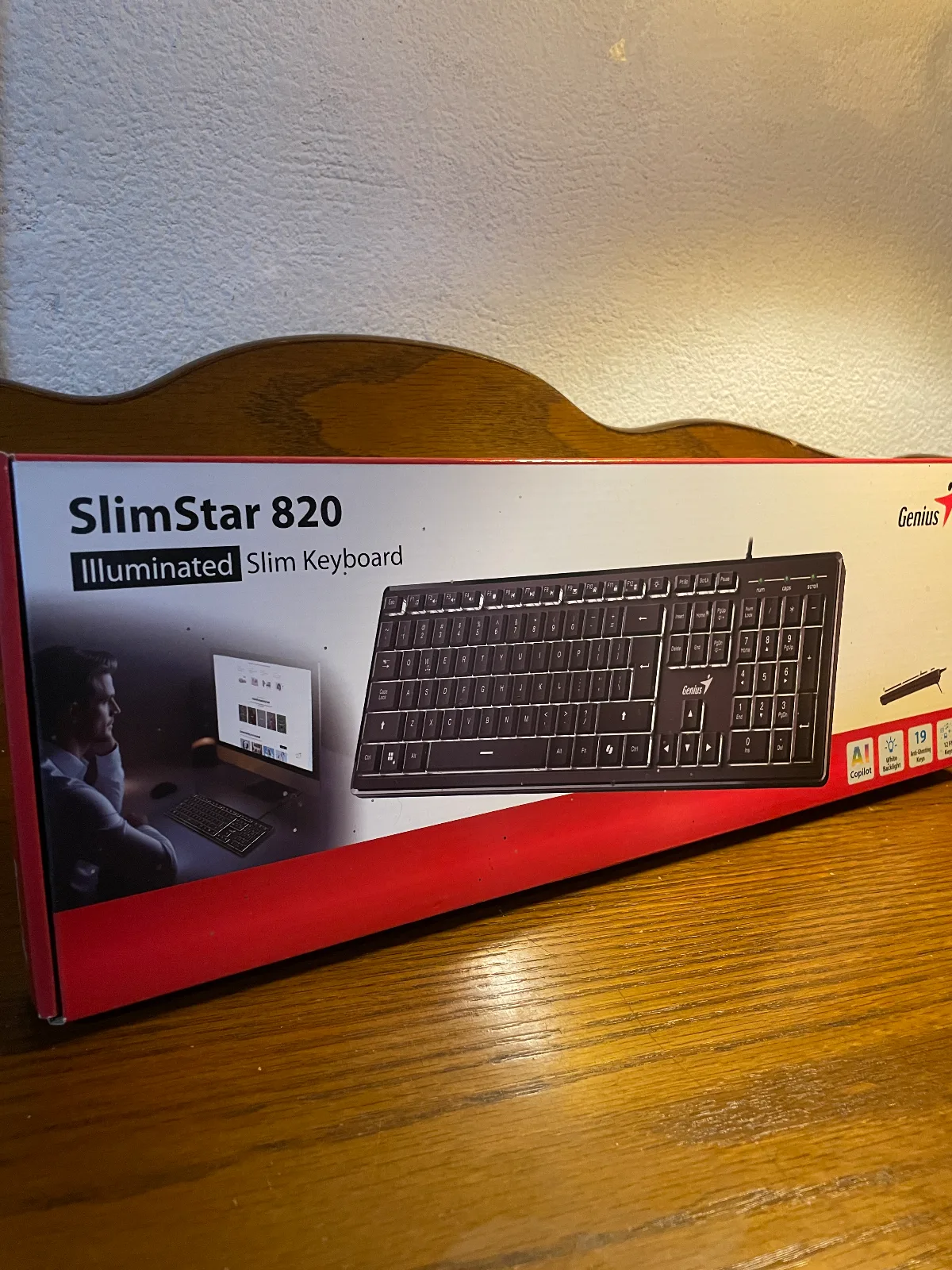 Teclado Genius SlimStar 820 retroiluminado negro